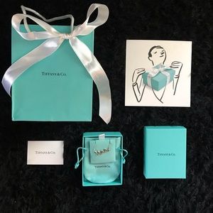 Tiffany & Co. Olive Leaf Vine Pendant